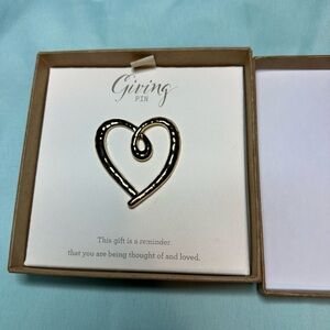 Demdaco Gold Heart Giving Pin